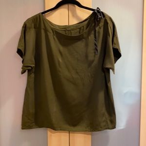 Babette green blouse